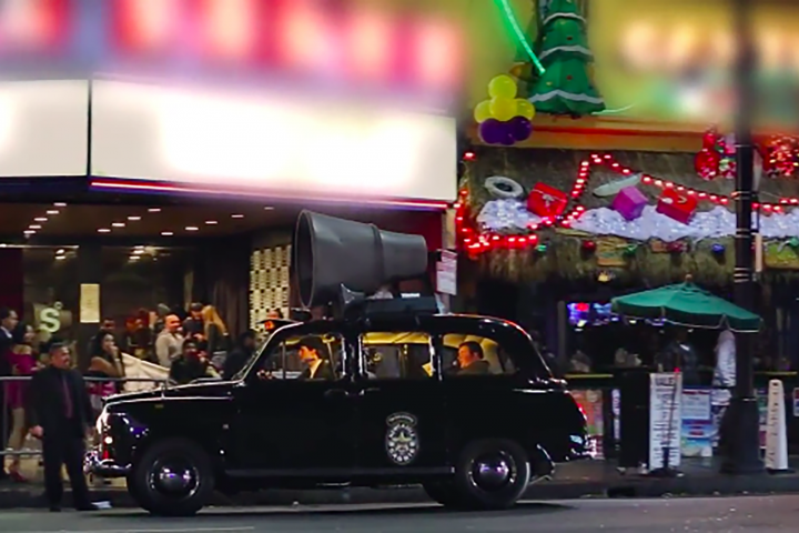 タクシー広告「次の一手！」